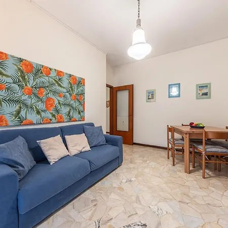 Rapallo-portofino, Chic And Cozy With Pool Апартаменти Рапалло